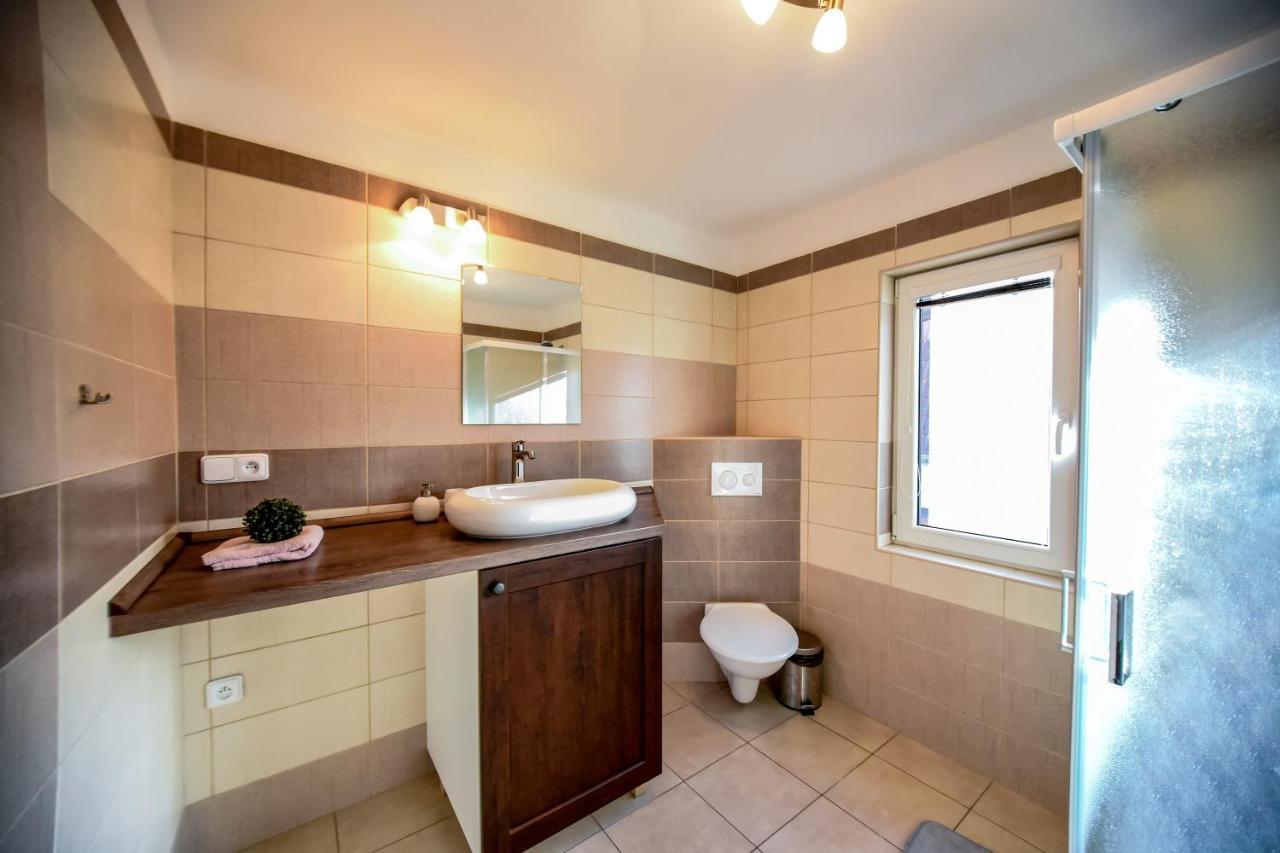 Ubytovani Pod Svetem-Apartman Třeboň Exterior foto